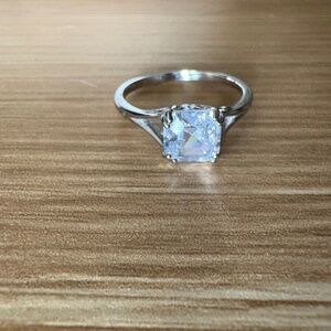 Sterling Silver CZ Square Stone Ring | Sz 8